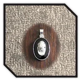 PE00180G-Sterling Silver Onyx Pendant.