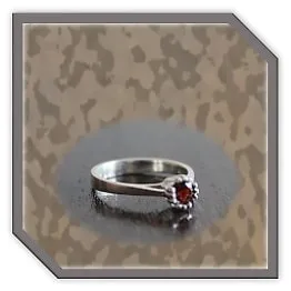 LR00140F-Sterling Silver Garnet Ladies Ring.