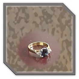 LR03800B-18ct Yellow Gold Sapphire Diamond Ladies Ring.