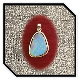 PE01800C-9ct Yellow Gold Opal Pendant.