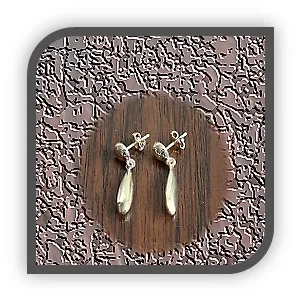 ER00450A-9ct Yellow Gold Drop Earrings.