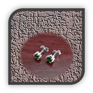 ES00800A-9ct White Gold Diopside Studs.