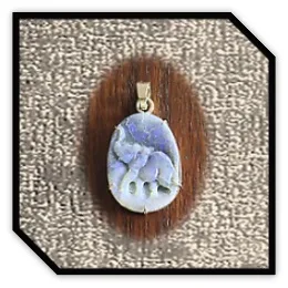 PE00800D-9ct Yellow Gold Opal Elephant Pendant.