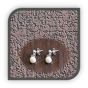 ER00200A-Sterling Silver Pearl Earrings.