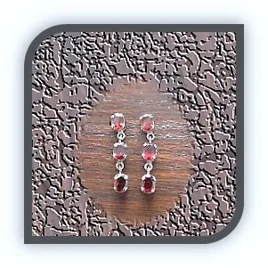ER00300A-Sterling Silver Rhodium Plated Garnet Earrings.